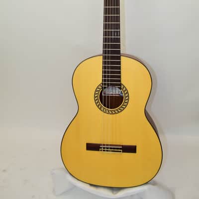 Prudencio Saez Model 60 Classical Acoustic Guitar, Natural w/ Case image 2