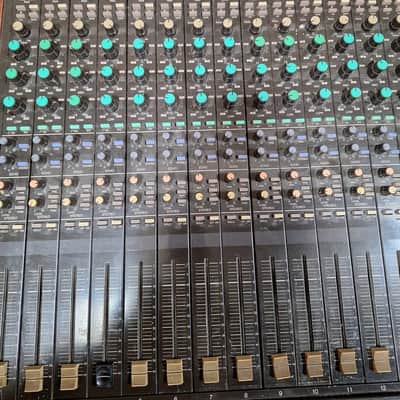 Yamaha  RM1608  Recording mixer image 5