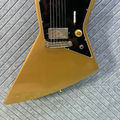 Gibson Melody Maker Explorer GOLD TOP?!! One of a Kind SkunkWerx Custom! image 3