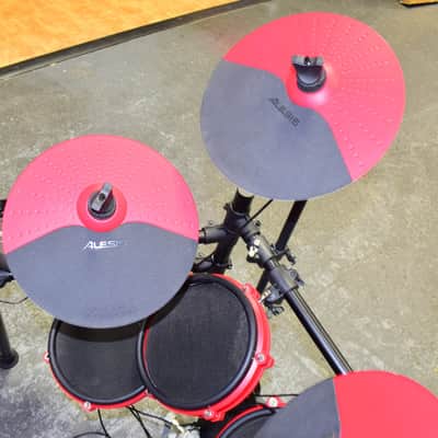 Alesis Nitro DM7 8-Piece Electronic Drum Set image 5