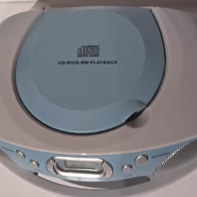 Tesco BB-060 Portable CD Radio - AM/FM, CD & CD-R/CD-RW Playback image 3