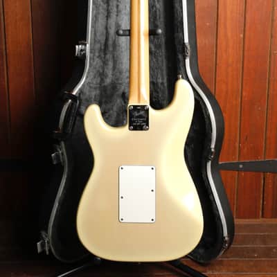 Fender 40th Anniversary Deluxe Strat Plus Vintage Blonde Electric Guitar 1994 Pre-Owned image 14