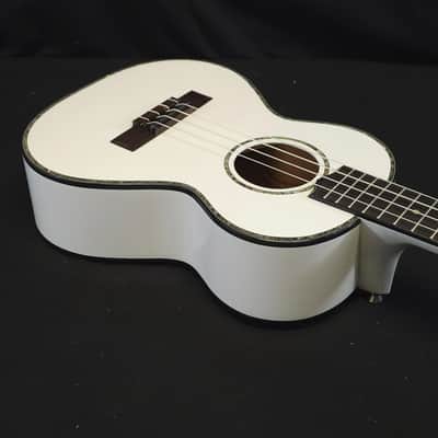 Lanikai Julia Michaels White Pearl Tenor Signature Ukulele w/i ag image 13