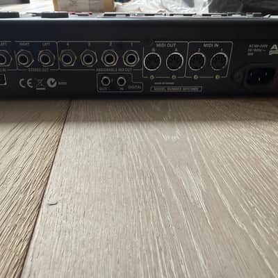 Akai MPC1000 Music Production Center 2004 - 2013 - Black image 5