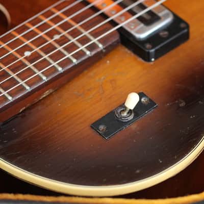 1969 Hofner Club 70 - Sunburst image 8