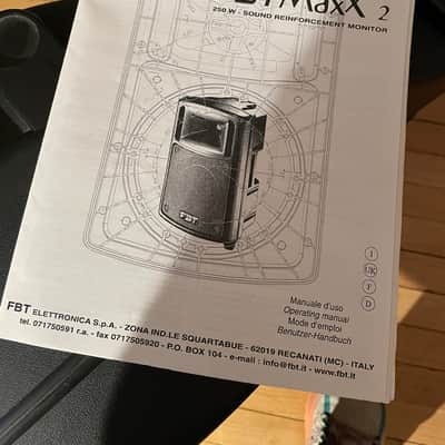 FBT MaxX 2a 10" 250W Powered Monitors / PA Speakers (Pair) with Custom Padded Covers & Balanced Cables - Excellent Condition image 5