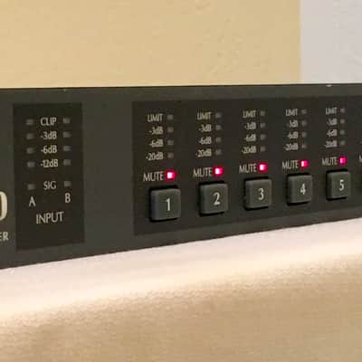 2 JBL VS3218-6 3-way speakers and 1 JBL DSC260 speaker processor image 8