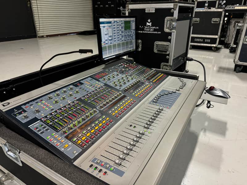 Avid Profile Mixing System Rack - Black/Silver image 1