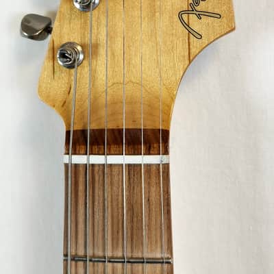 Fender Vintera '60s Stratocaster, Pau Ferro Fingerboard, Ice Blue Metallic, w/Bag image 8