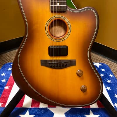 Fender Acoustasonic® Standard Jazzmaster®, Honey Burst image 2