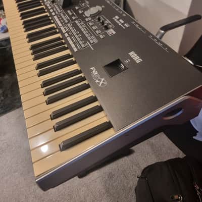 Korg PA3X LE 76 Key Professional Arranger Keyboard 2010s - Black
