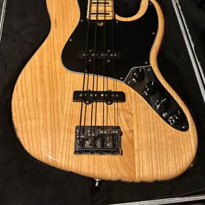 American Standard Deluxe Fender Jazz 2009 - Clear image 4