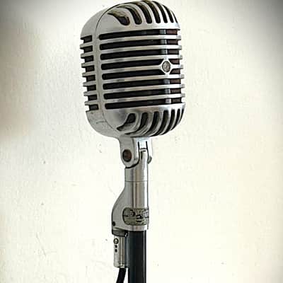 Vintage 1940s Shure Bros 55C Dynamic Microphone, works great, incl stand & cable image 1