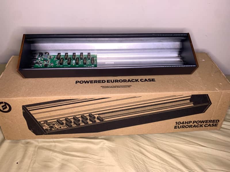 Moog 104 HP Eurorack Case 2010s - Black image 1