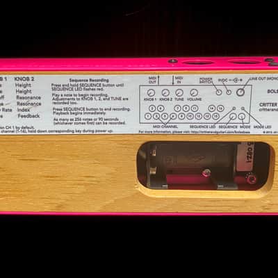 Critter & Guitari Bolsa Bass 2010s - Pink image 2