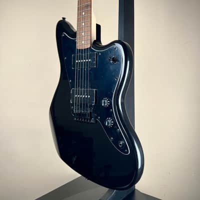 Squier Limited Edition Affinity Jazzmaster - Metallic Black - Matching Headstock & Black Hardware image 2