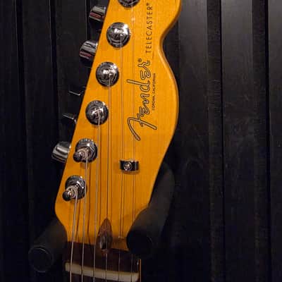 Fender American Professional II Telecaster with Rosewood Fretboard 2020 - Present 3-Color Sunburst image 5