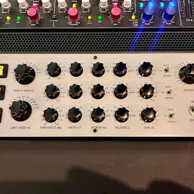 IGS Audio Multicore 2025 - Off white image 3