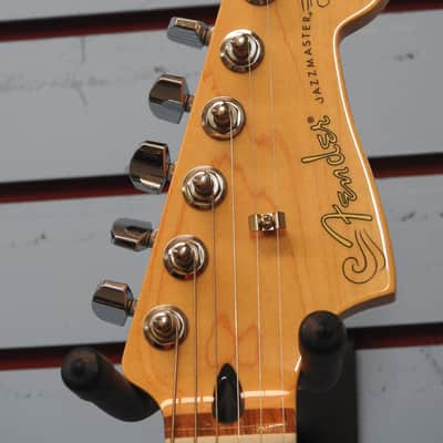 Fender Player Jazzmaster PF - 3 Color Sunburst image 3