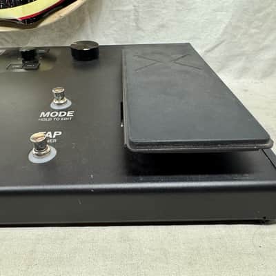 Line 6 Helix LT Guitar Multi-Effects Processor Preamp Pedal with Power Cord image 8