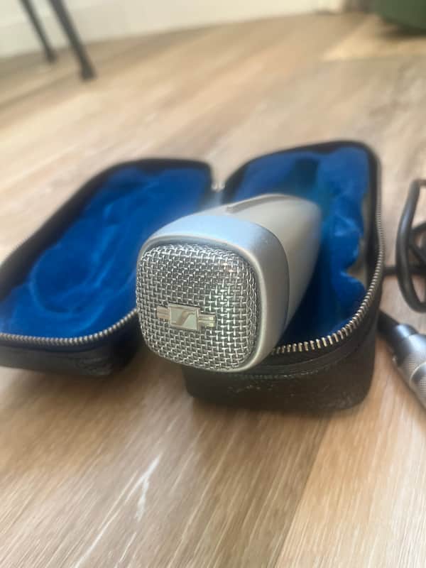 Sennheiser MD21U  -Microphone Sennheiser dynamique omnidirectionnel vintage + boîte d'origine & câble XLR - early 1970' - grey image 1