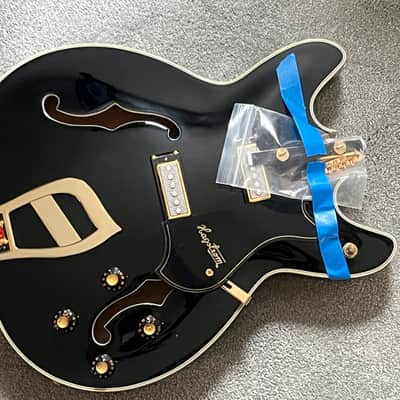 Hagstrom '67 Viking II 2023 body black loaded image 1