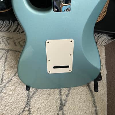Fender Standard Stratocaster 2004 image 10