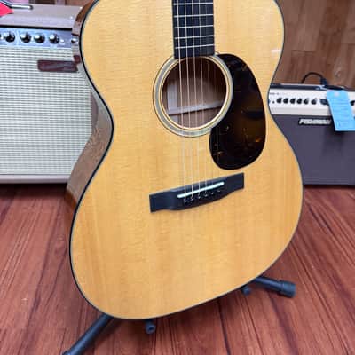 Martin Standard Series 000-18 Acoustic Guitar -Natural- w/Hard Case- New! image 4
