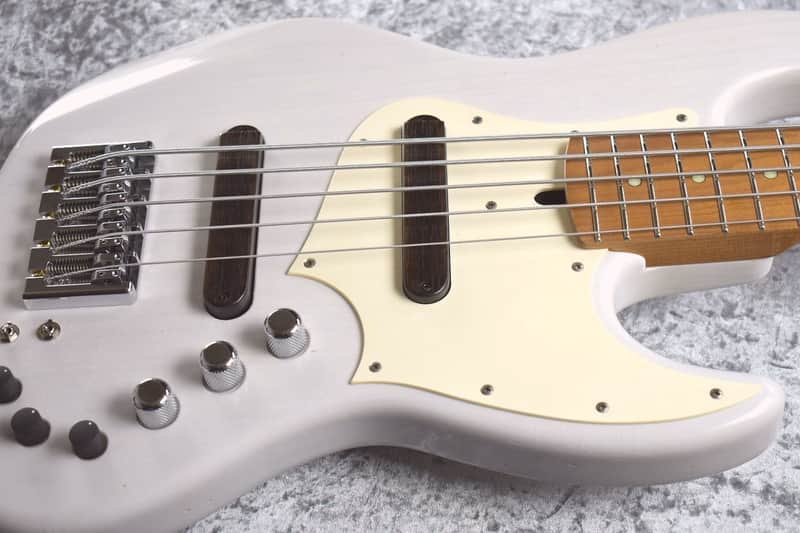 Xotic XJ-1T 5st 