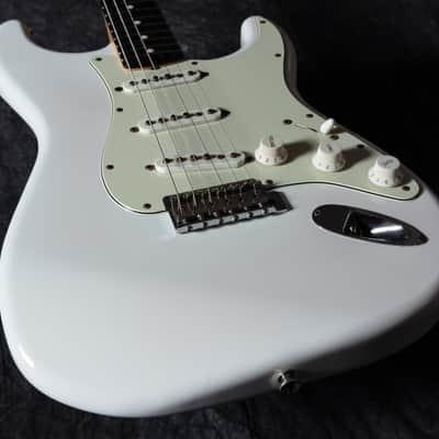 Fender Japan Traditional '60s Stratocaster 2023 - Olympic White- VERY GOOD condition image 6