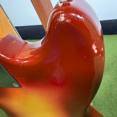 Fender Duo-Sonic with Rosewood Fretboard 1961 - 1964 - Sunburst image 9