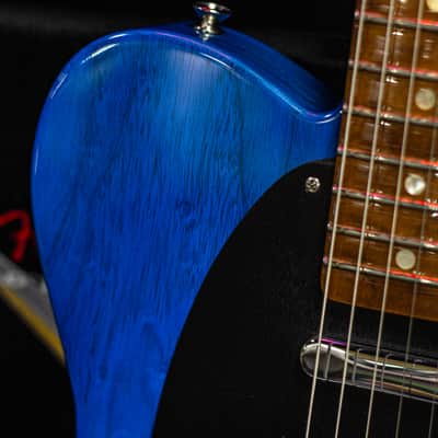 Fender CS American Custom Tele NOS 1-P R3AF MN SBT 2025 - Sapphire Blue Transparent image 7