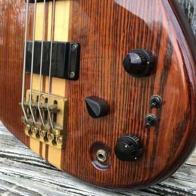 Mint 1981 Aria Pro II SB-900 Matsumoku 4 String Bass in Walnut Perfect image 3