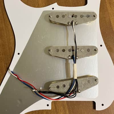 Fender V-Mod II Single Coil Pickups for Stratocaster 2020-2023 - Cream image 1