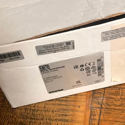Shure sm7b with cloudlifter mic stand xlr cables interface Focusrite Scarlette image 4