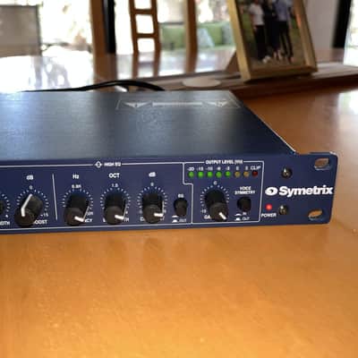 Symetrix 528e Voice Processor 1997 - Good image 3