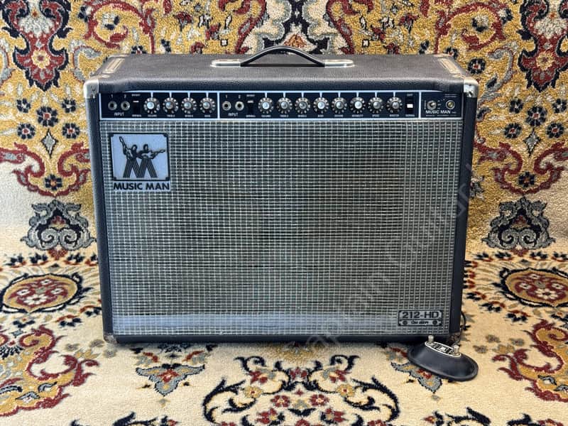 1977 Music Man - 212-HD one thirty - New Tubes - ID 6044 imagen 1