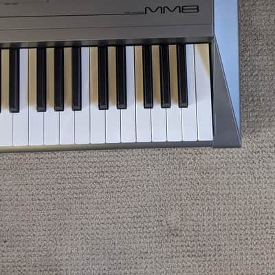 Yamaha MM8 Synthesizer 2010s - Silver image 2