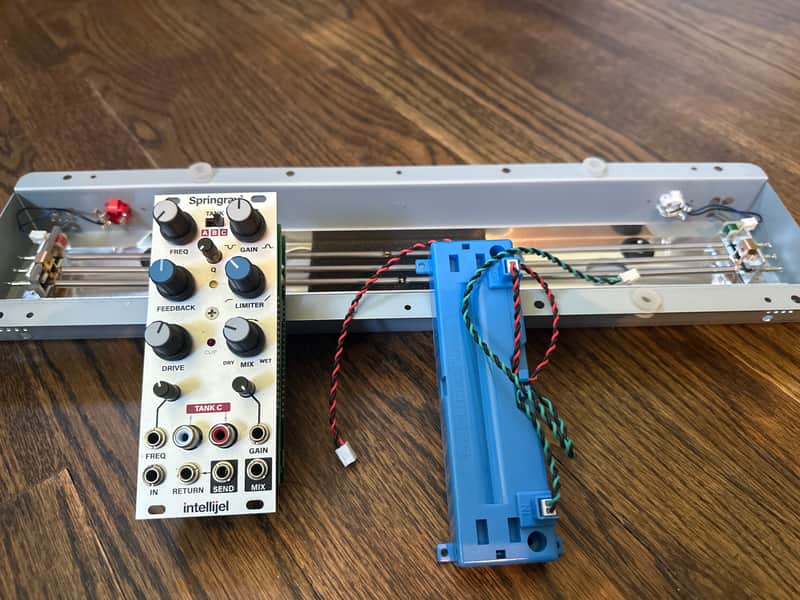 Intellijel Springray 2 with large spring tank image 1