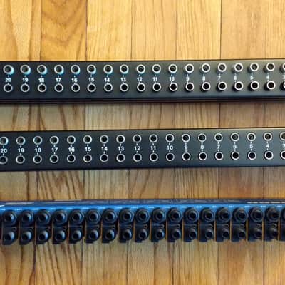 2x Neutrik NYS-SPP-L1 and 1x Samson S-Patch 48-Point TRS Patchbays image 9