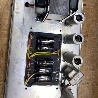 Fender Vibrolux Reverb 2-Channel 2x10" Guitar Combo Tube Amplifier 1973 image 24