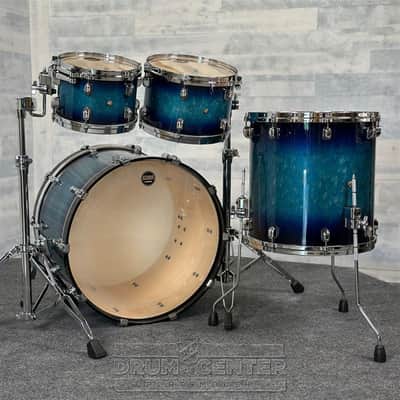Tama Starclassic Maple 4pc Drum Set Molten Electric Blue Burst image 2