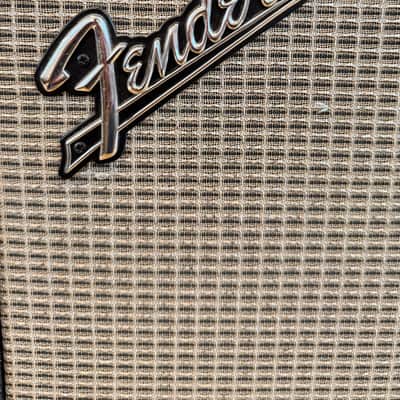 Fender Vibro Champ 6-Watt 1x8" Guitar Combo 1964 - 1967 - Black Panel image 3