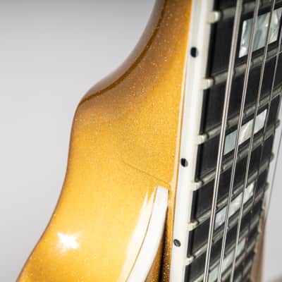 Gibson Modern Flying V , Gold Prism | Demo image 7