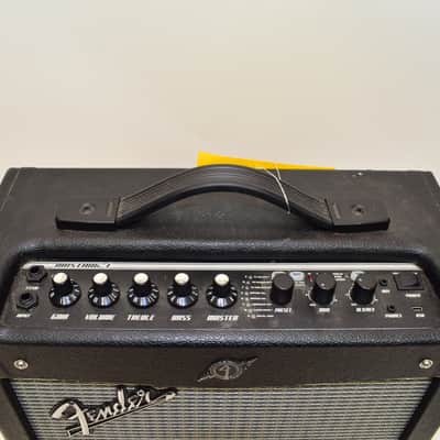 2015 Fender Mustang I (V.2) 20-Watt 1x8" Combo Guitar Amp image 2