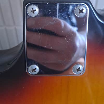 Fender Jaguar JG66-85 Crafted in Japan 1997-2000 - Sunburst image 6