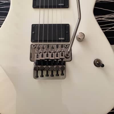 ESP  M-II SNOWHITE 2010 - EMG’S image 12
