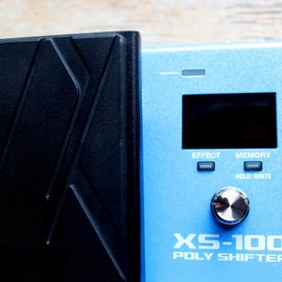 Boss XS-100 Poly Shifter Blue image 5
