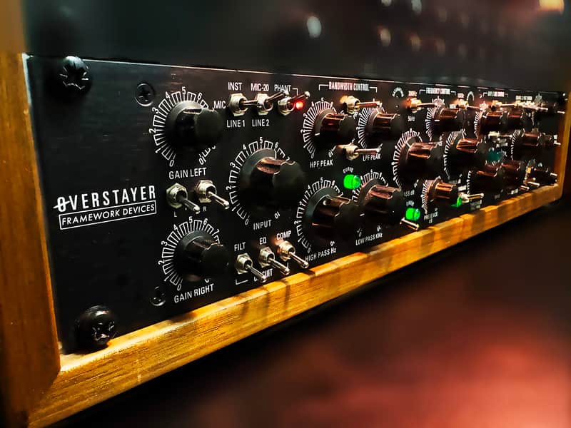 Modular Channel Stereo Model 8755DM Black - MINT image 1
