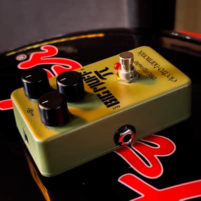 Immagine Electro-Harmonix Green Russian Big Muff Pi Reissue 2017 - Present - Green - 5